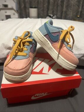 Nike Kids Pastel Multi-Color Low-Top Sneakers